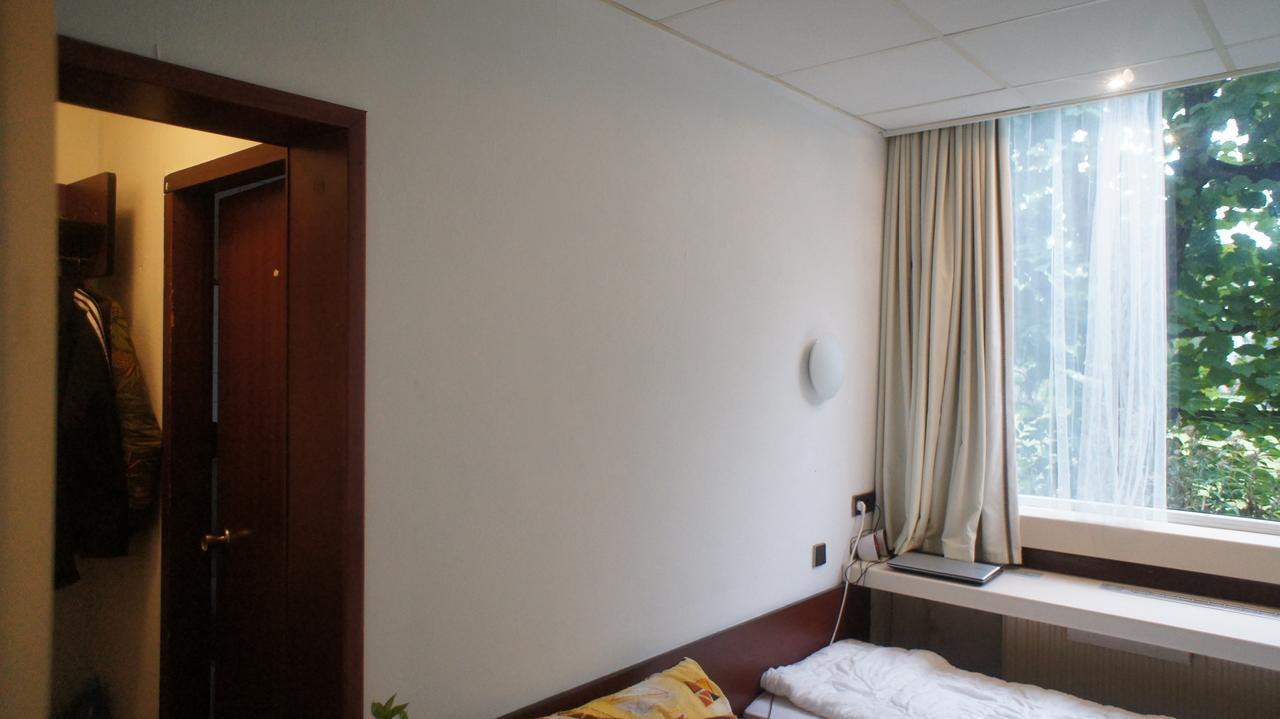 The Budget Hotel Hazerswoude-Rijndijk Exteriör bild